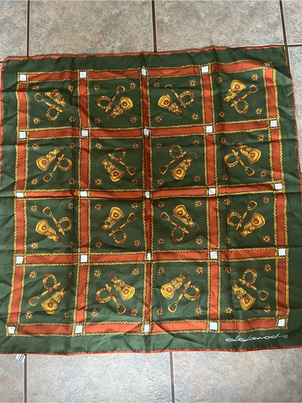 Vintage italiana Green & Gold Equestrian Print Silk Scarf